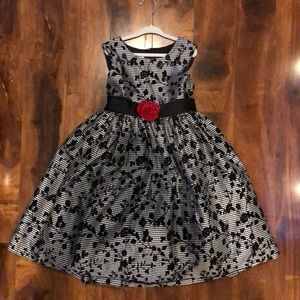 Girls dress